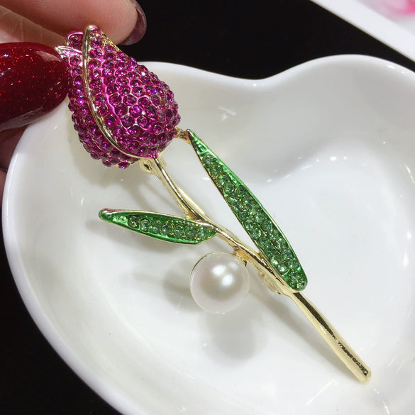 Alloy Freshwater Pearl Flower Brooch For Women