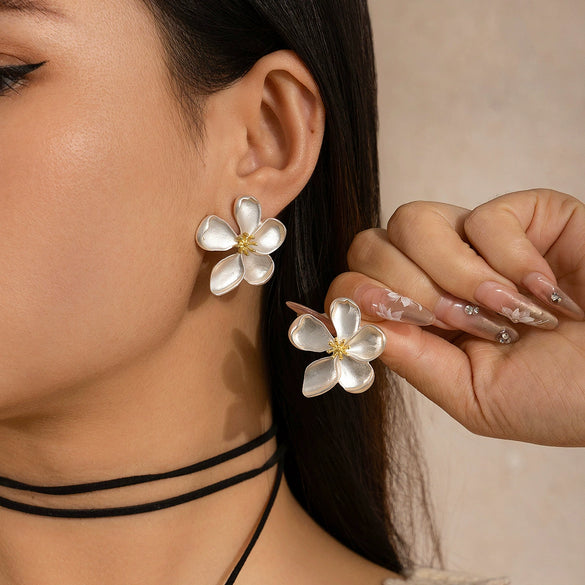 Alloy Geometric And Flower Patterned Electroplated Threedimensional Ginkgo Leaf Women's Earrings