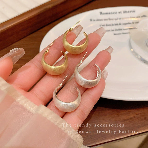 Alloy Geometric Brushed Frosted Gold And Silver Peas Women's Electroplated Earrings