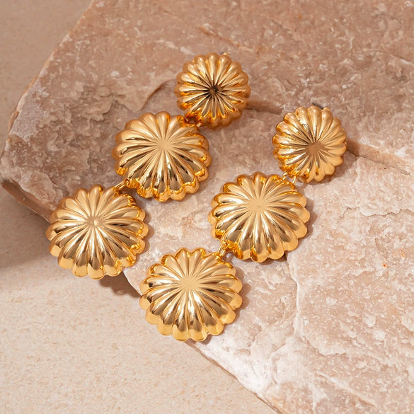 Alloy Geometric Circle Love Starfish Earrings For Women With Electroplating Design