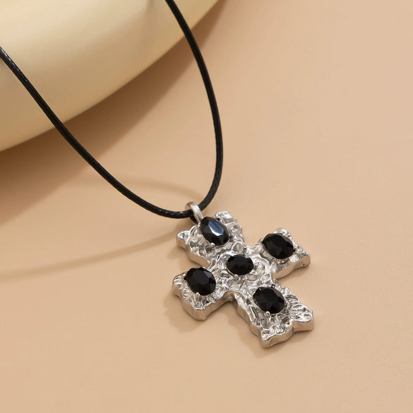 Alloy Geometric Diamond Minimalist Style Leather Wax Thread Pendant Necklace For Women