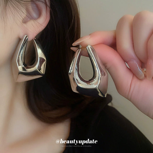 Alloy Geometric Electroplated Light Luxury Women's Earrings