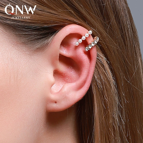 Alloy Geometric Electroplating Diamondencrusted Pearl Women's Ear Clip