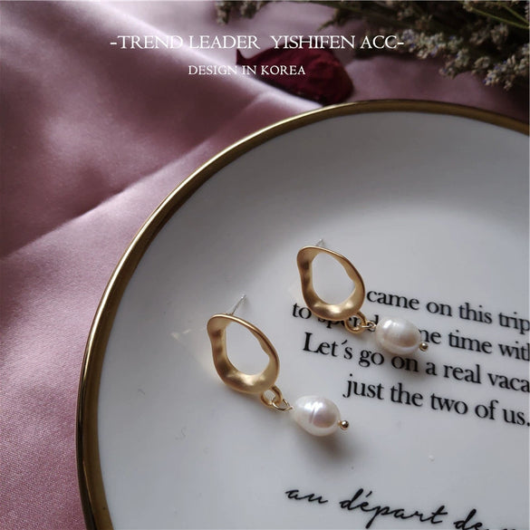 Alloy Geometric Freshwater Pearl Electroplating Ear Needle Earrings