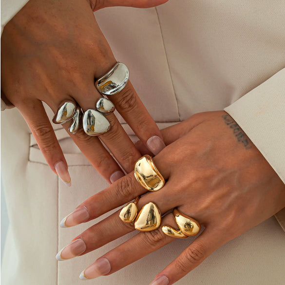 Alloy Geometric Hollow Twist Hug Ring For Women With Electroplating