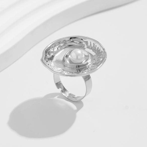 Alloy Geometric Hollow Women's Ring With Flower Pattern And Electroplating Treatment