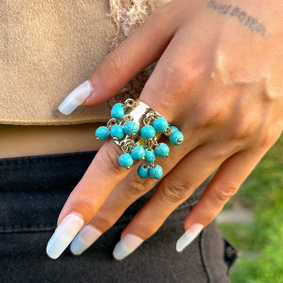 Alloy Geometric Inlaid Retro Palace Style Ladies Ring With Electroplating Treatment