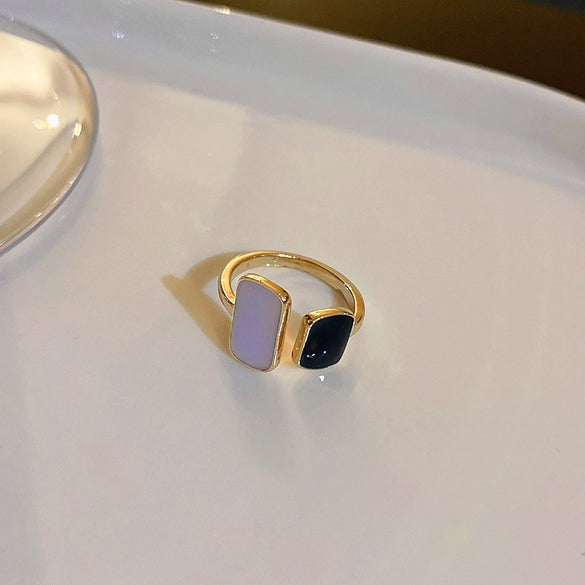 Alloy Geometric Inlaid Zircon Women's Ring Luxury Jewelry
