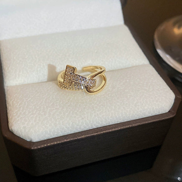 Alloy Geometric Inlaid Zircon Women's Ring Luxury Jewelry