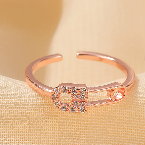 Alloy Geometric Micropaved Zircon Electroplated Paperclip Bracelet For Women