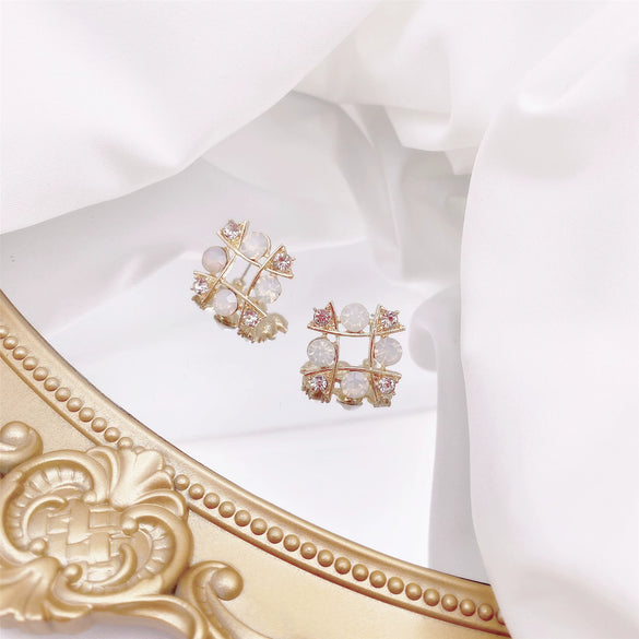 Alloy Geometric Pearl Earrings With 925 Silver Needle Electroplated For Girls