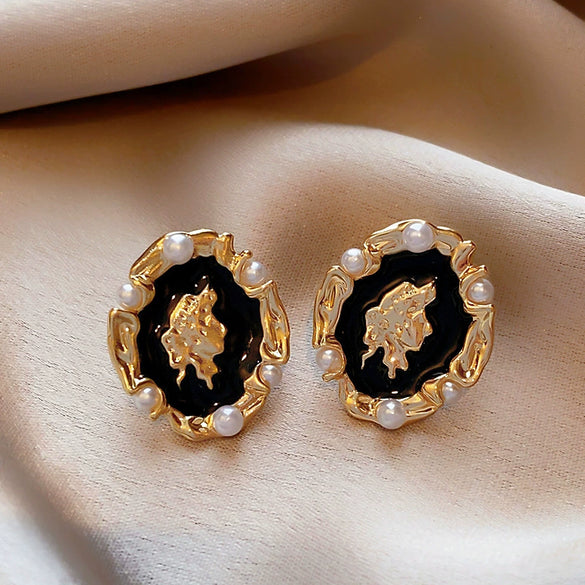 Alloy Geometric Round Earrings With Electroplating Treatment