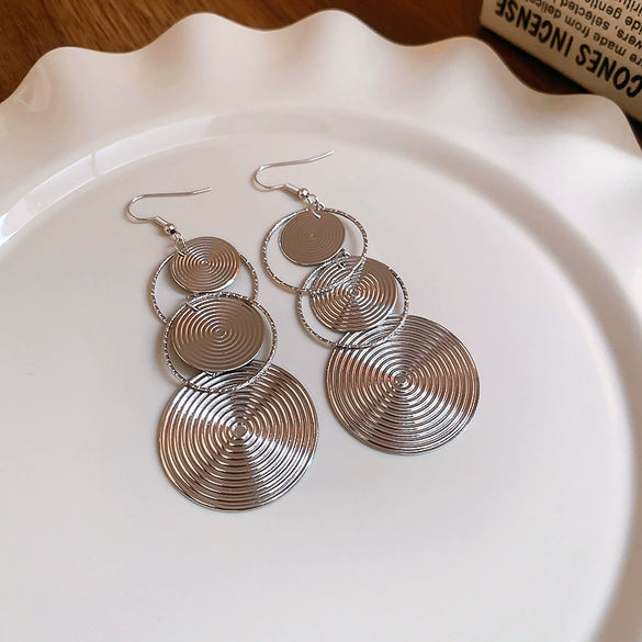 Alloy Geometric Round Mosquito Coil Interlocking Ear Hooks Light Luxury Style Earrings For Women