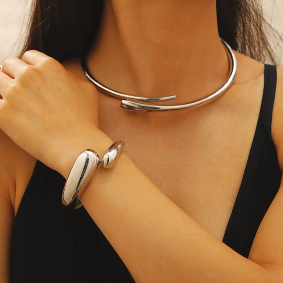 Alloy Geometric Spring Opening Bracelet Female Punk Style Electroplated