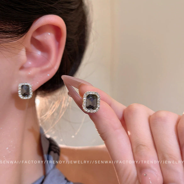 Alloy Geometric Style Electroplated Women's Earrings