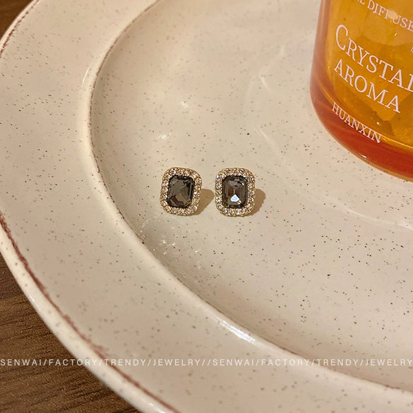 Alloy Geometric Style Electroplated Women's Earrings