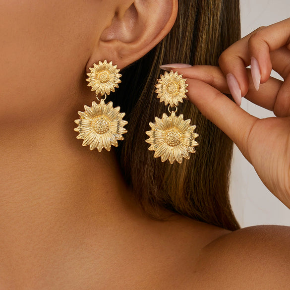 Alloy Geometric Sunflower Hammered Electroplated Women's Earrings
