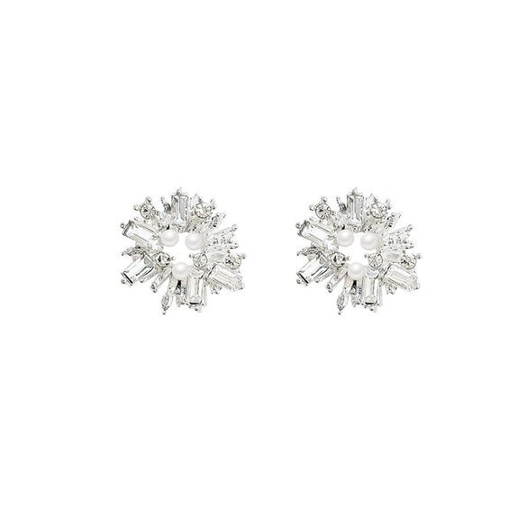 Alloy Geometric Sunflower Pearl Women's Light Luxury Minimalist Electroplating Ear Clip Earrings