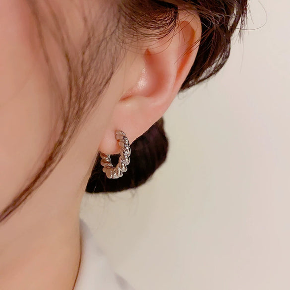 Alloy Geometric Twisted Twist Stud Earrings For Women With Real Gold Electroplating