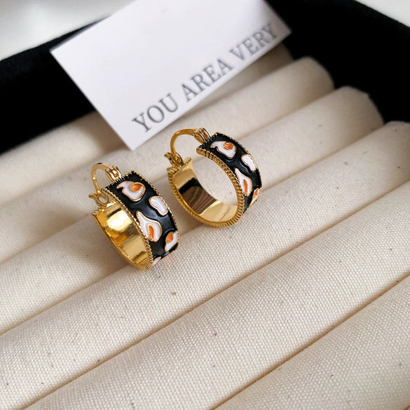 Alloy Geometric Women's Earrings With Oil Drop And Flower Design Light Luxury Style