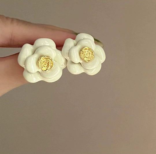 Alloy Geometric Women's Earrings With Oil Drop And Flower Design Light Luxury Style