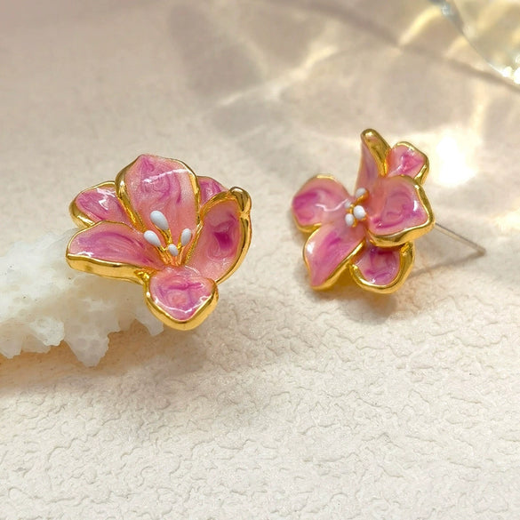 Alloy Geometric Women's Earrings With Oil Drop And Flower Design Light Luxury Style