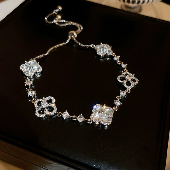 Alloy Geometric Zircon Women's Minimalist Adjustable Bracelet
