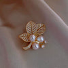 Alloy Ginkgo Leaf Brooch Electroplated Women's Floral Accessory
