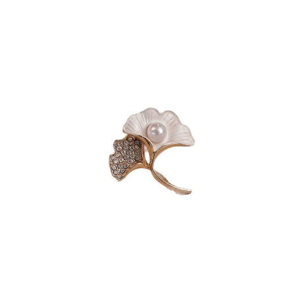 Alloy Ginkgo Leaf Brooch For Women With Electroplating Design