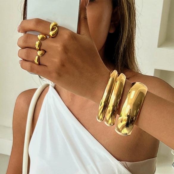 Alloy Glossy Plain Geometric Wide Bracelet And Ring Set For Women With Electroplating