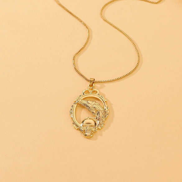 Alloy Gothic Crow Skull Pendant Necklace With Animal Zodiac Pattern And Electroplating Treatment