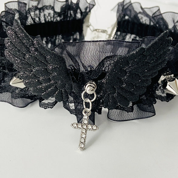 Alloy Gothic Style Rivet Wings Lolita Collar Necklace With Geometric Pattern
