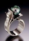 Alloy Green Shell Pearl Ring With Geometric Pattern And Diamond For Women