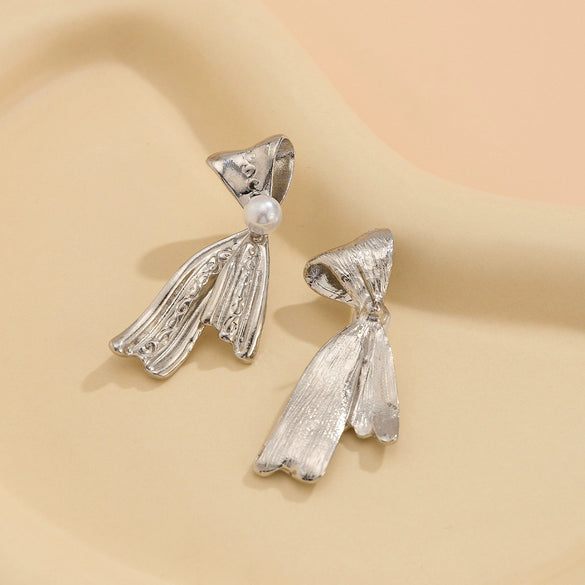 Alloy Half Bow Geometric French Retro Style Electroplated Women's Ear Jewelry