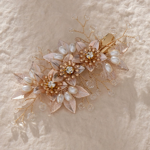 Alloy Hand Knitted Flower Leaf Bridal Hair Comb Pin Hair Accessories For Women