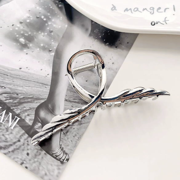 Alloy Handmade Geometric Wave Style Women's Metal Hairclip