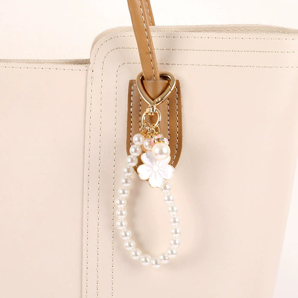 Alloy Heart Buckle Pearl Chain Mobile Phone Pendant With Dripping Oil Flower Design Also For Bag And Keychain