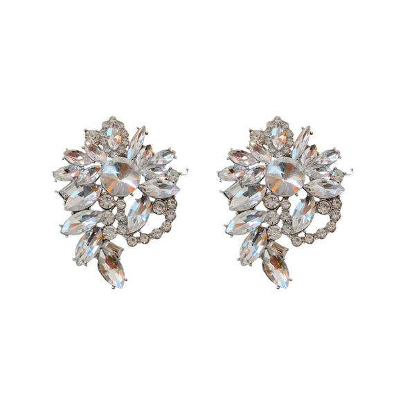 Alloy Heart Geometric Diamond Stud Earrings For Women Light Luxury Minimalist Exaggerated Highend Niche
