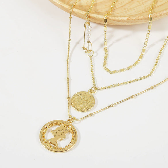 Alloy Heart Geometric Multilayer Female Hiphop Niche Design Sense Electroplated Necklace