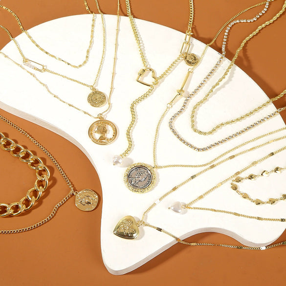 Alloy Heart Geometric Multilayer Female Hiphop Niche Design Sense Electroplated Necklace