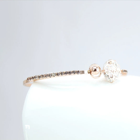 Alloy Heart Pattern Diamond Styling Hollow Rose Women's Bracelet