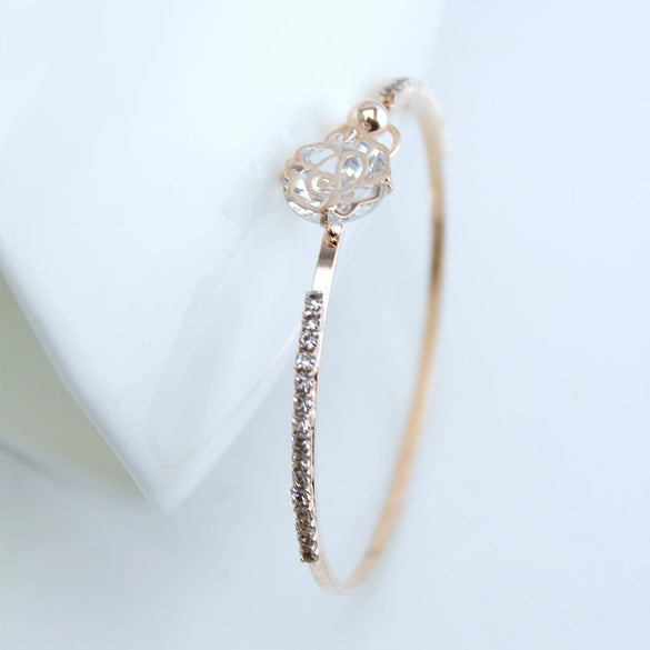 Alloy Heart Pattern Diamond Styling Hollow Rose Women's Bracelet