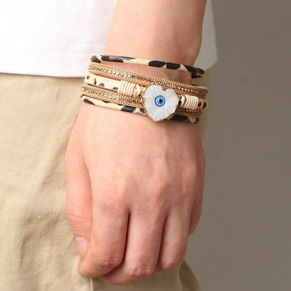 Alloy Heart Pattern Microinlay Unisex Magnetic Bracelet With Rhinestones And Pu Artificial Leather
