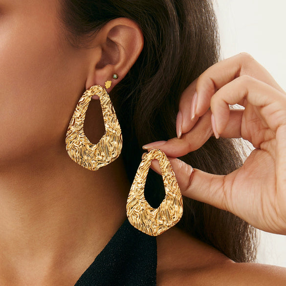 Alloy Highend Flower Petal Pendant Earrings With Electroplating Design