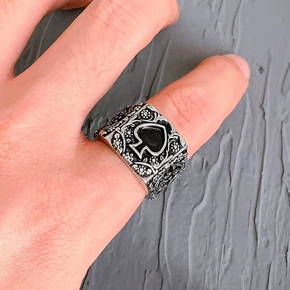 Alloy Hip Hop Creative Modeling Ring With Heart Of Spades Flower Leaves Pattern And Dripping Oil Design Unisex