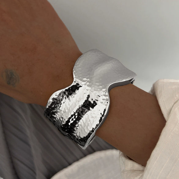 Alloy Hiphop Style Bracelet With Electroplating Treatment