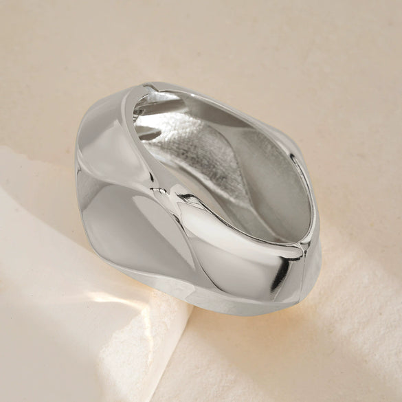 Alloy Ins Style Asymmetrical Cut Edge Spring Bracelet Electroplated