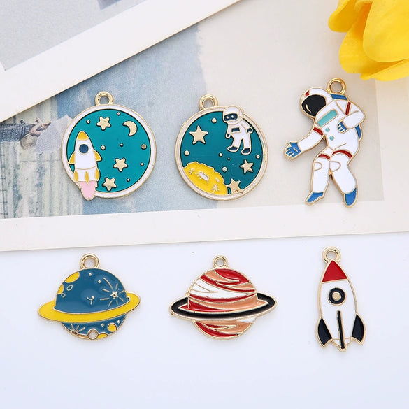 Alloy Jewelry Accessories Dripping Oil Pendant Star Universe Astronaut Earring Pendant Key