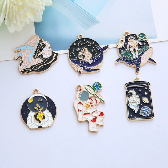 Alloy Jewelry Accessories Material With Starry Sky Astronaut Design And Electroplating Process