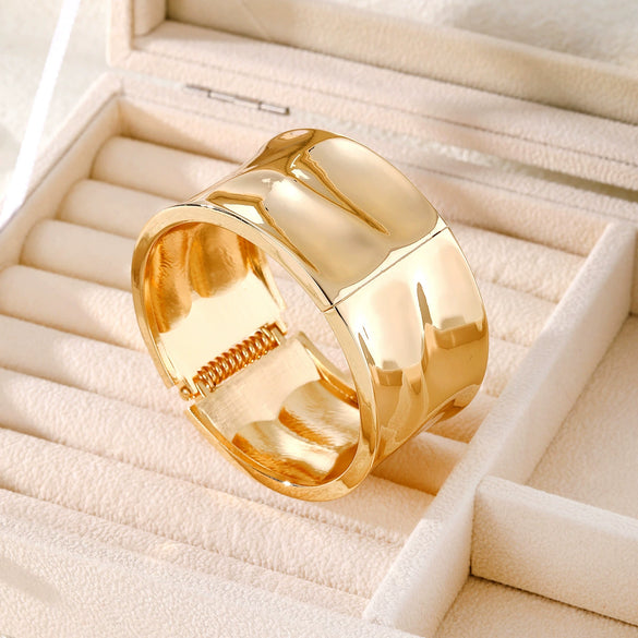 Alloy Jewelry Fashion Irregular Bracelet Geometric Style With Letters Numbers Text Electroplated For Women And Unisex